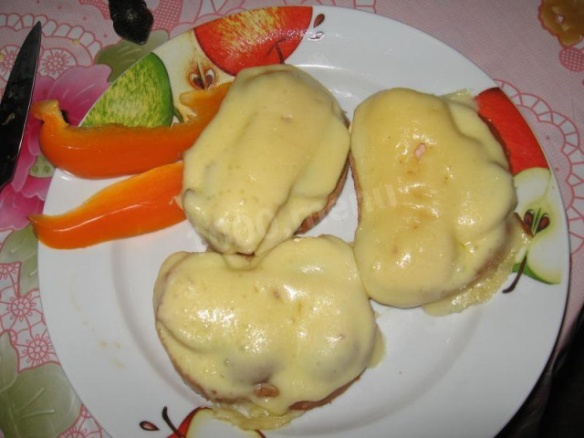 Гарячі бутерброди з грибами під сиром рецепт з фото покроково 