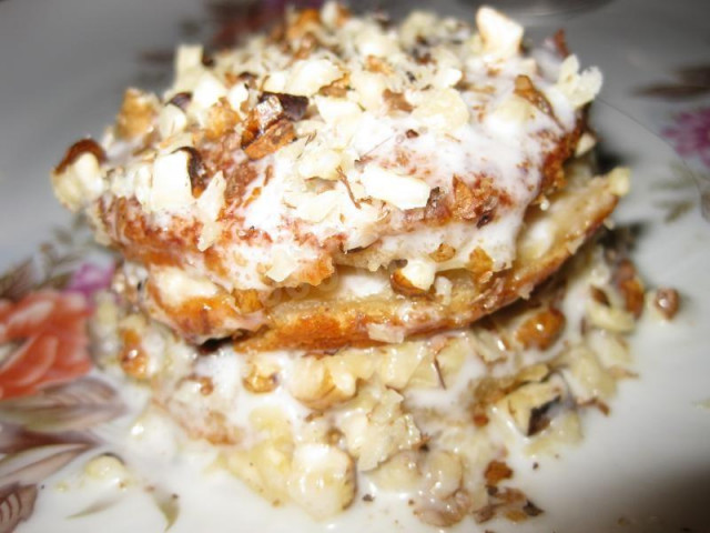 Медові тістечка на кефірі зі сметанним кремом Бджілка рецепт з фото покроково 