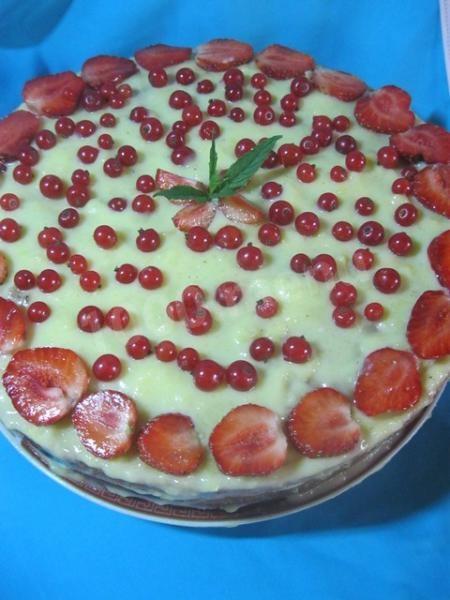 Сметанний торт з ягодами рецепт з фото покроково 