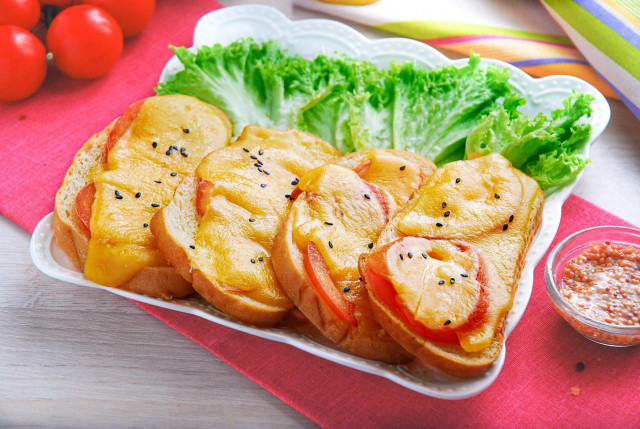 Гарячі бутерброди з сиром в мікрохвильовці рецепт з фото покроково 