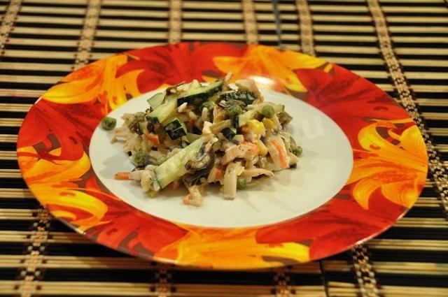 Салат з морської капусти з кальмарами і овочами рецепт з фото покроково 