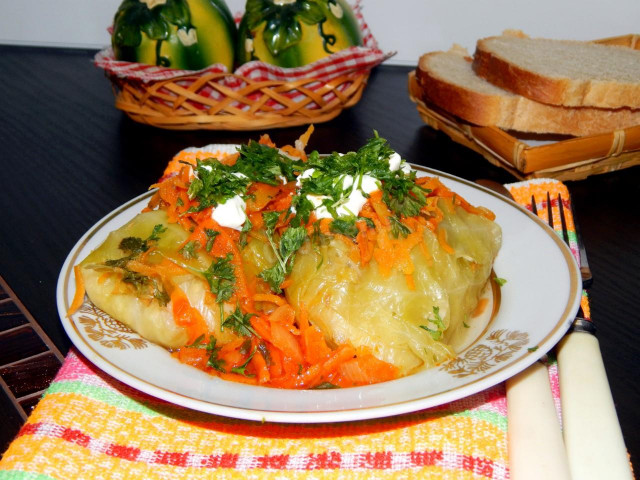 Голубці з капустою і томатною пастою в мультиварці рецепт з фото 