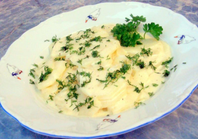 Картопля у вершковому соусі рецепт з фото покроково 