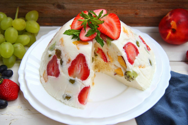 Торт без випічки з желатином сметаною і фруктами рецепт з фото покроково 
