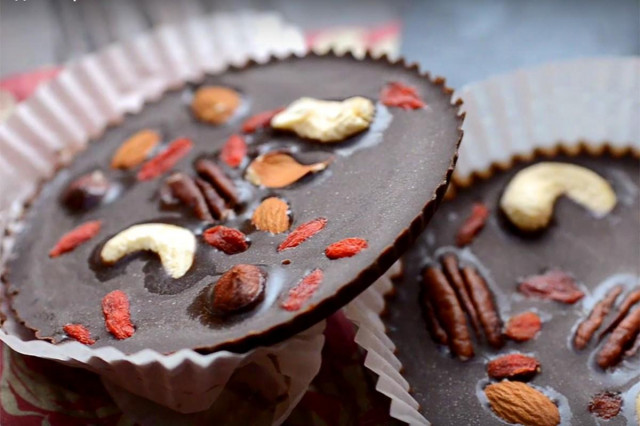 Шоколад з Кероб в домашніх умовах рецепт з фото і відео 