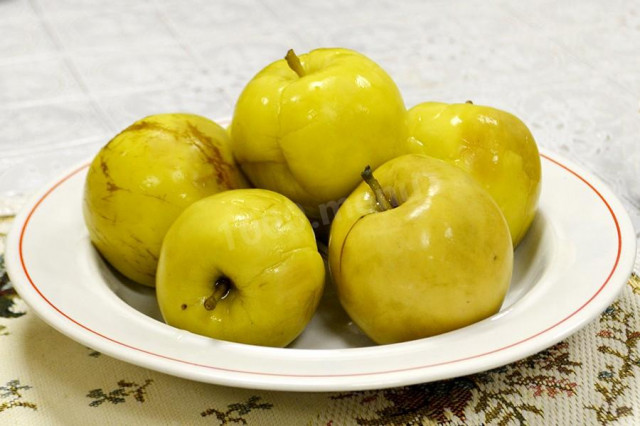 Мочені яблука Антонівка рецепт з фото 
