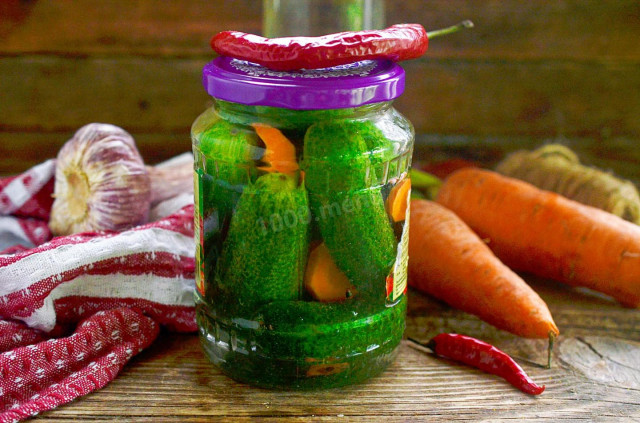 Мариновані огірки з морквою рецепт з фото покроково 