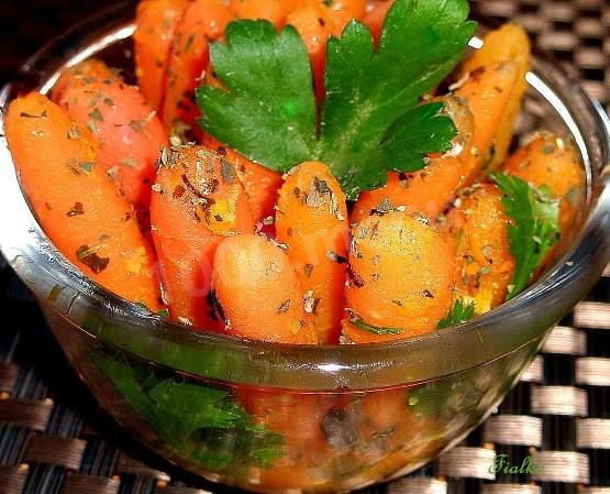 Морквина в оцтової заливки маринована на зиму рецепт з фото 