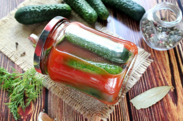 Огірки в томатній заливці з часником на зиму рецепт з фото покроково і відео 
