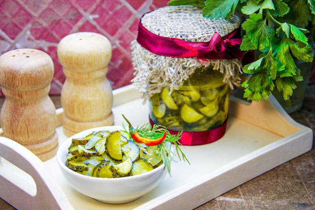 Салат Ніжинський з огірків на зиму рецепт з фото покроково 