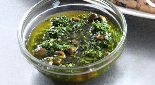 Салат-заправка із зелені рецепт з фото