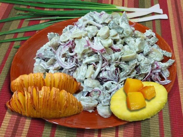 Салат зі свинини з маринованими грибами ананасом і сиром рецепт з фото 