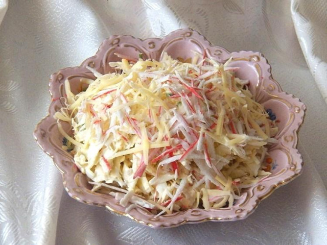 Салат з капустою і крабовими паличками рецепт з фото покроково 