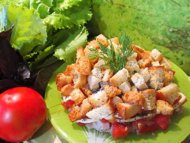 Салат з копченою куркою, білими сухариками і маком рецепт з фото покроково 