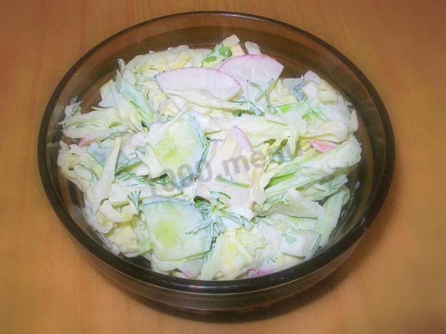 Салат з весняних овочів з яйцем і майонезом рецепт з фото покроково 