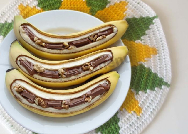 Банан в мікрохвильовці з шоколадом запечений рецепт з фото 
