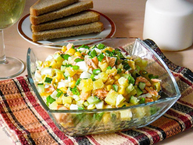 Рибний салат з кукурудзою без рису рецепт з фото покроково 