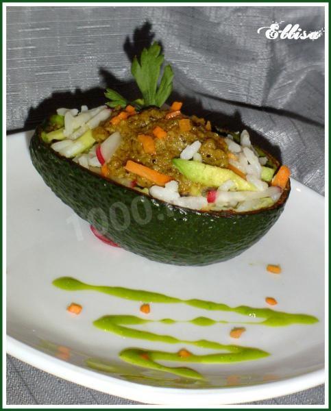 Рисово-овочевий салат з соусом з авокадо рецепт з фото покроково 