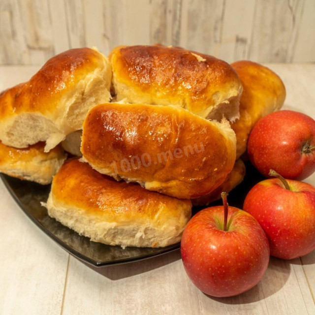 Здобні пиріжки з яблучною начинкою в духовці рецепт з фото покроково і відео 