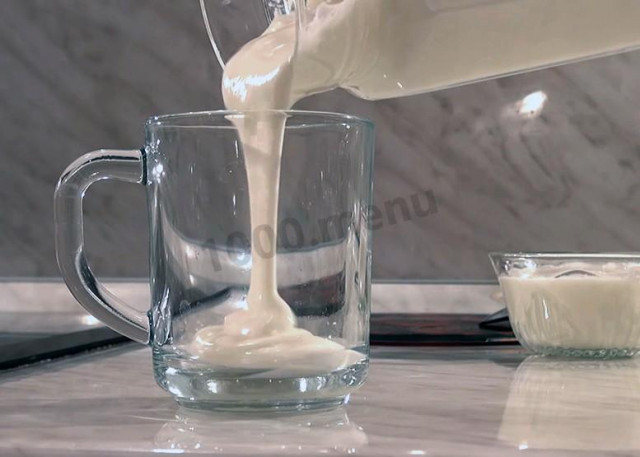 Кисле молоко з молока і сметани рецепт з фото 