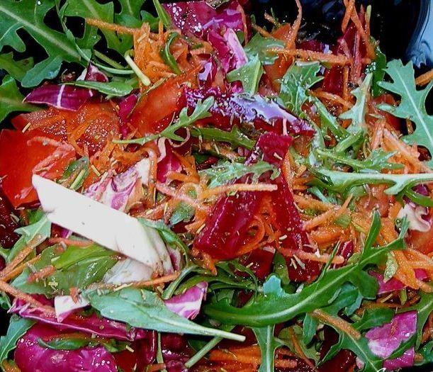 Салат овочевий з запеченої буряком рецепт з фото покроково 