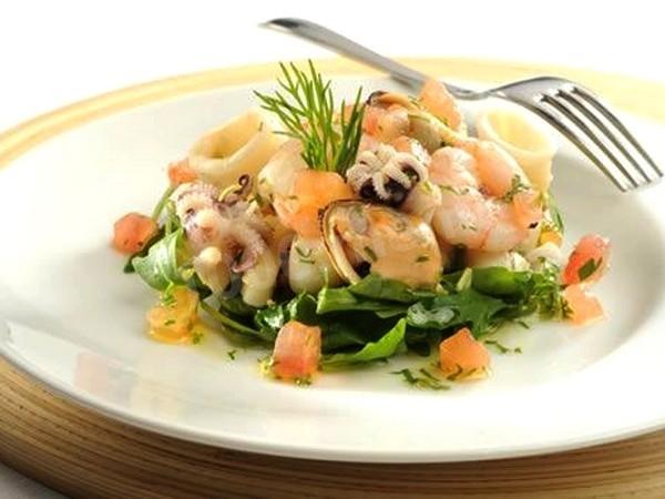 Салат морепродукти з авокадо рецепт з фото 