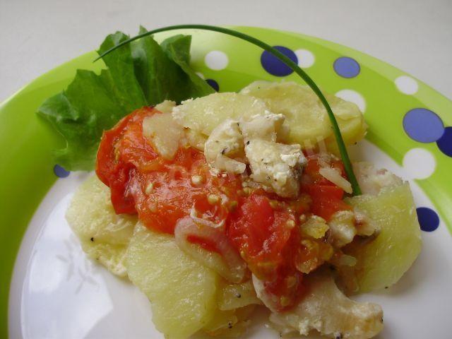 Пангасіус з картоплею та помідорами рецепт з фото покроково 