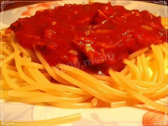 Спагетті з соусом з рубаного м'яса рецепт з фото покроково