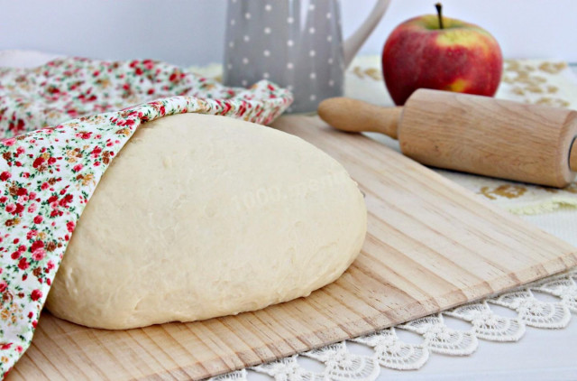 Здобне тісто для пирогів дріжджове рецепт з фото покроково і відео 
