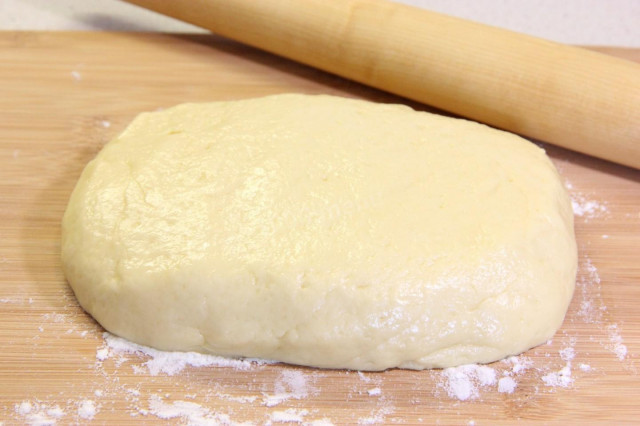 Розсипчасте пісочне тісто для солодкої випічки рецепт з фото покроково 