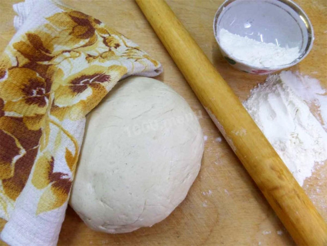 Здобне дріжджове тісто на маргарині для булочок рецепт з фото 