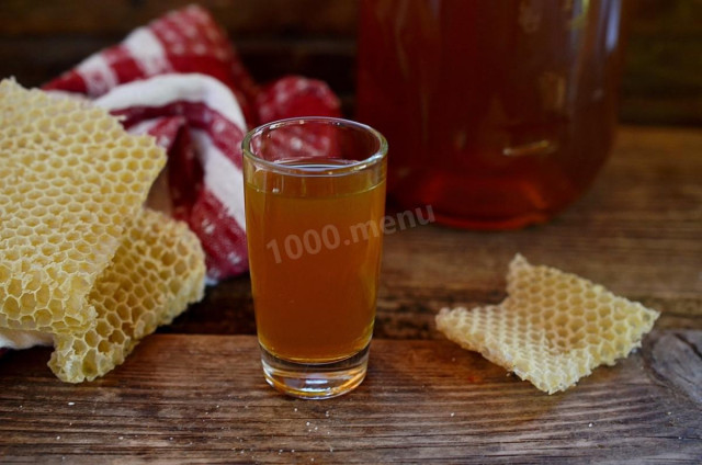 Бджолиний підмор настоянка на горілці рецепт з фото покроково 