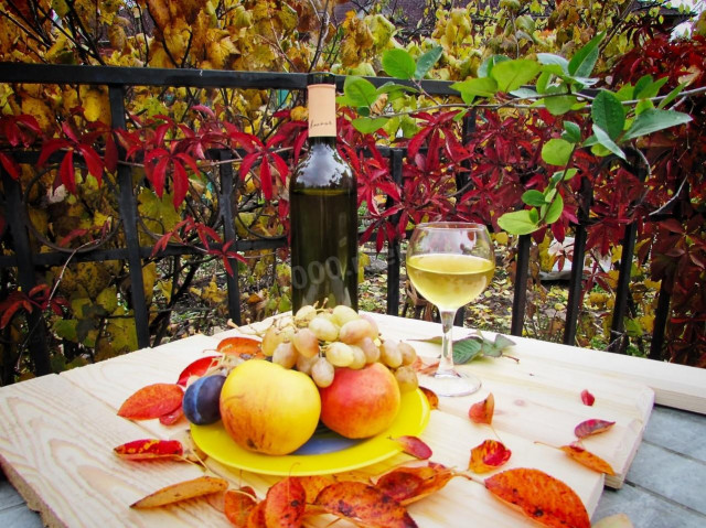 Просте яблучне вино з яблук з дріжджами і 15 схожих рецептів: фото, калорійність, відгуки 