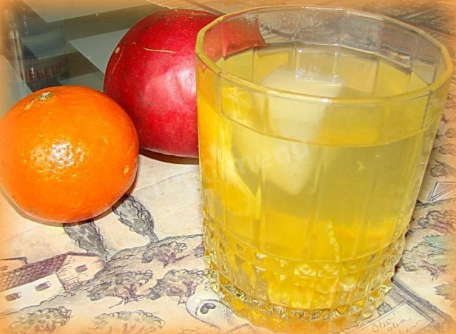 Компот з мандарин і яблук рецепт з фото покроково 