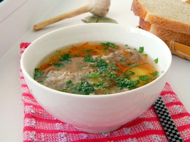 Суп з м'ясними фрикадельками рецепт з фото 