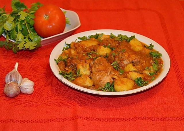 Чахохбілі з курки з картоплею на сковороді рецепт з фото покроково 