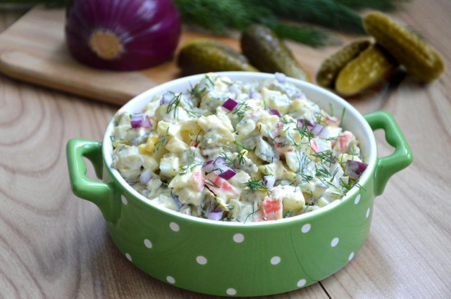 Салат з крабовими паличками і солоним огірком рецепт з фото 