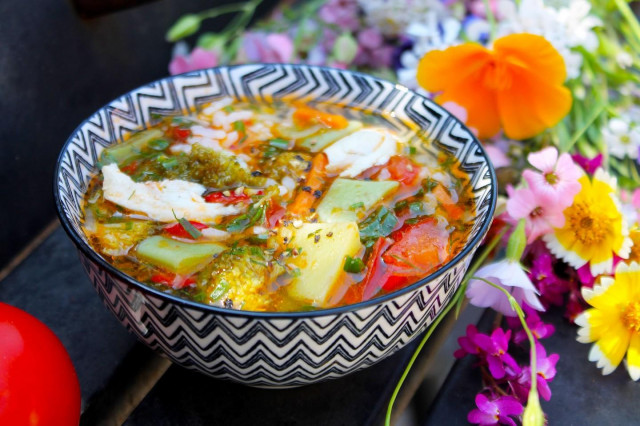 Суп з картоплею овочами і рисом рецепт з фото покроково 