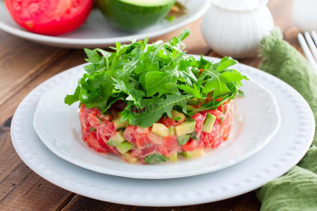 Салат з авокадо і сьомгою рецепт з фото покроково 