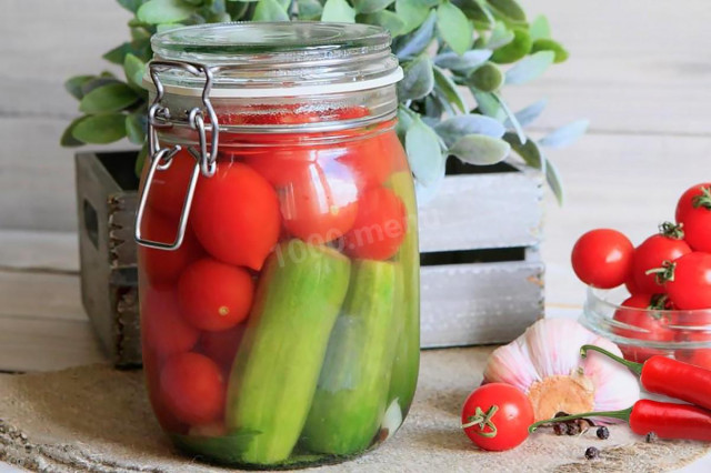 Огірки і помідори солодкі на зиму рецепт з фото 