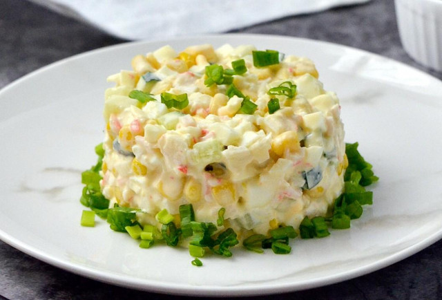 Салат з крабових паличок з кукурудзою без рису рецепт з фото покроково і відео 