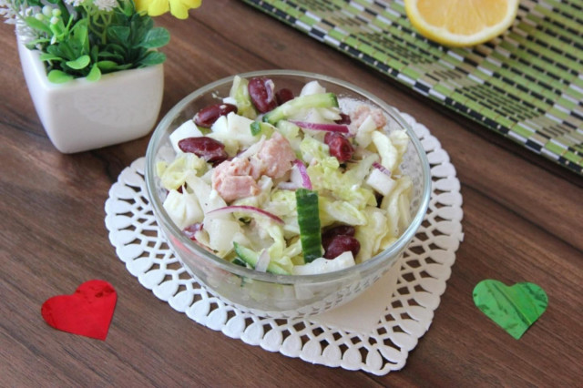 Салат з консервованим тунцем, огірками і червоною квасолею рецепт з фото покроково 