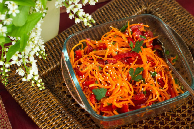 Салат з болгарським перцем і корейською морквою рецепт з фото покроково 