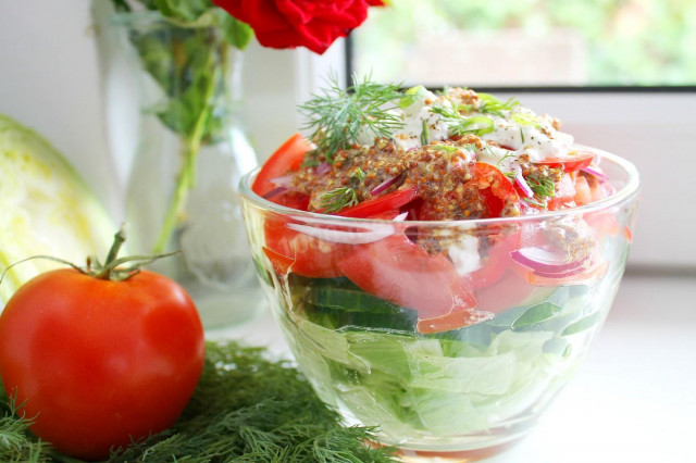 Салат з французькою гірчицею помідорами і огірками рецепт з фото 