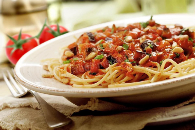 Спагетті з сушеними баклажанами рецепт з фото 