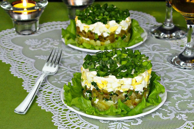 Листковий салат з солоними горькушками рецепт з фото 