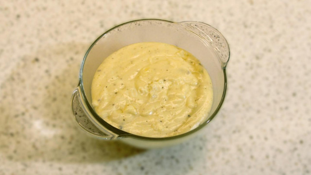 Сирний соус на молоці з цибулею рецепт з фото покроково і відео 