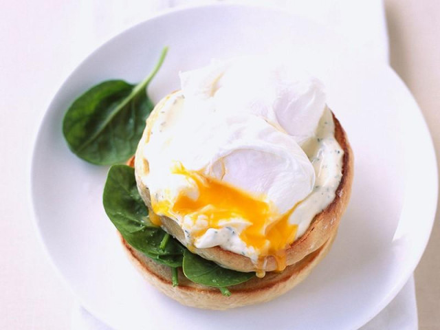 Яйця пашот в харчовій плівці рецепт з фото 