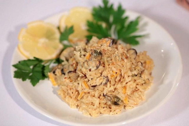 Коричневий бурий рис з мідіями в цибульному соусі рецепт з фото 
