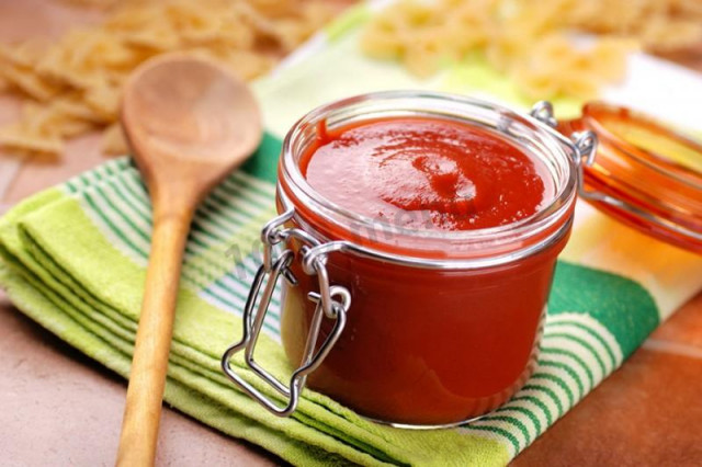 Кетчуп з томатів і яблук на зиму пальчики оближеш рецепт з фото 